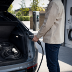 Câble de recharge pour voiture électrique : comment choisir le bon modèle selon la borne, la prise et l’usage quotidien