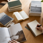 Comment composer une bibliothèque de départ avec 20 livres vraiment utiles : la méthode simple pour choisir sans se tromper