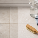 Comment nettoyer les joints de carrelage très encrassés sans produits agressifs : méthode simple, erreurs à éviter et entretien durable