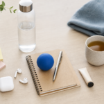 Comment préparer une boîte à outils anti-stress pour le bureau : 12 objets et réflexes simples à garder sous la main