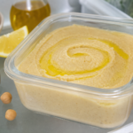 Comment conserver le houmous maison plus longtemps sans qu’il sèche, s’oxyde ou prenne un goût amer